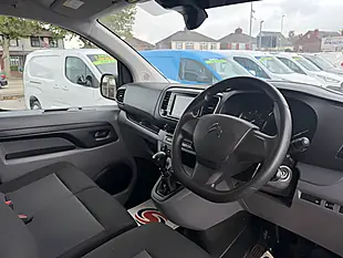Used 2022 Citroen Dispatch Enterprise Pro White - Interior and Exterior details 13