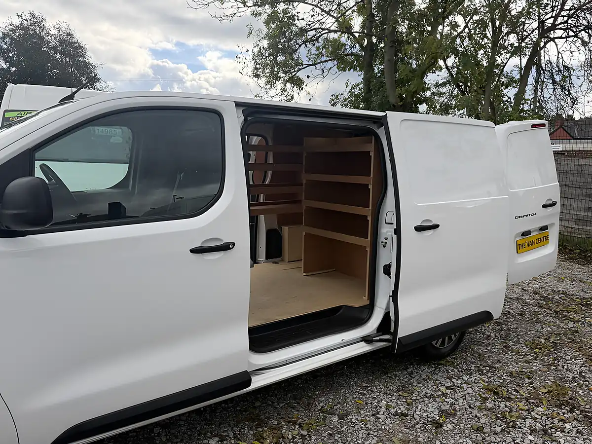 Used 2022 Citroen Dispatch Enterprise Pro White - Interior and Exterior details 4
