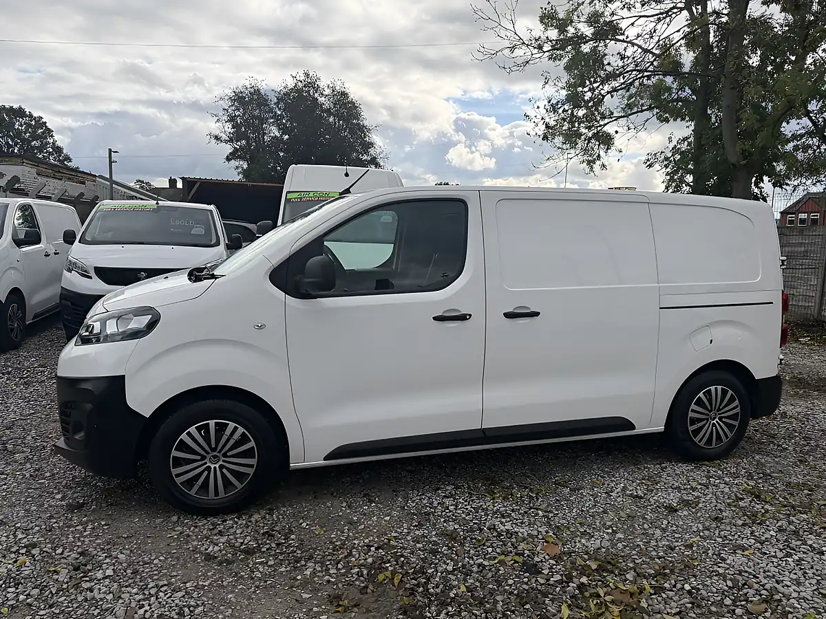 Used 2022 Citroen Dispatch Enterprise Pro White - Interior and Exterior details 7