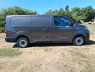 Used 2022 Citroen Dispatch Enterprise Pro Xl Grey - Interior and Exterior details 6