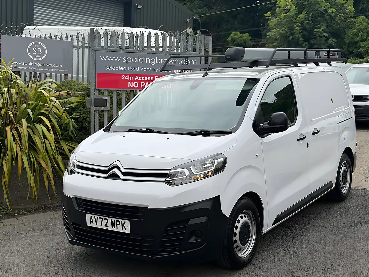 Used 2022 Citroen Dispatch Enterprise Pro Xs White - Front View