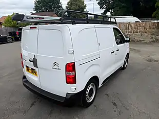 Used 2022 Citroen Dispatch Enterprise Pro Xs White - Interior and Exterior details 11