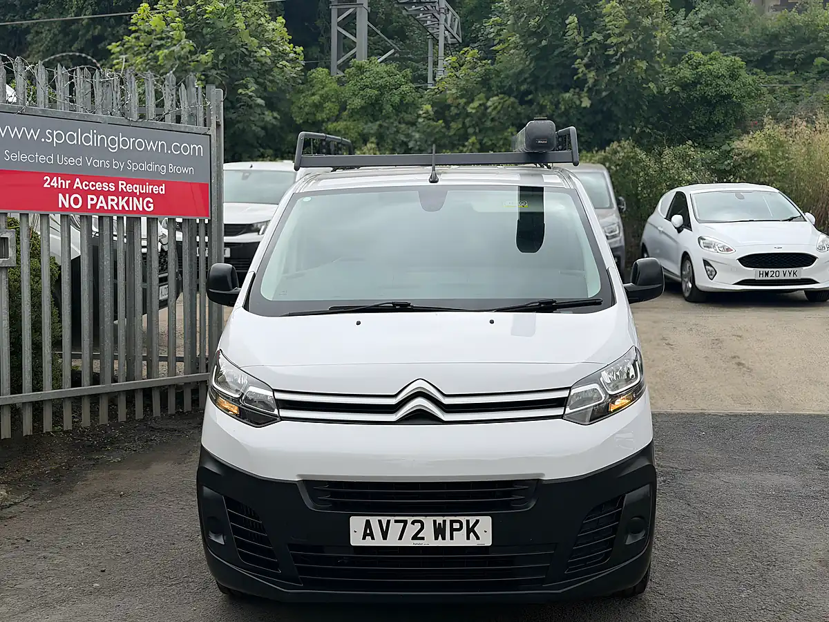 Used 2022 Citroen Dispatch Enterprise Pro Xs White - Interior and Exterior details 20