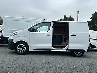 Used 2022 Citroen Dispatch Enterprise Pro Xs White - Interior and Exterior details 13