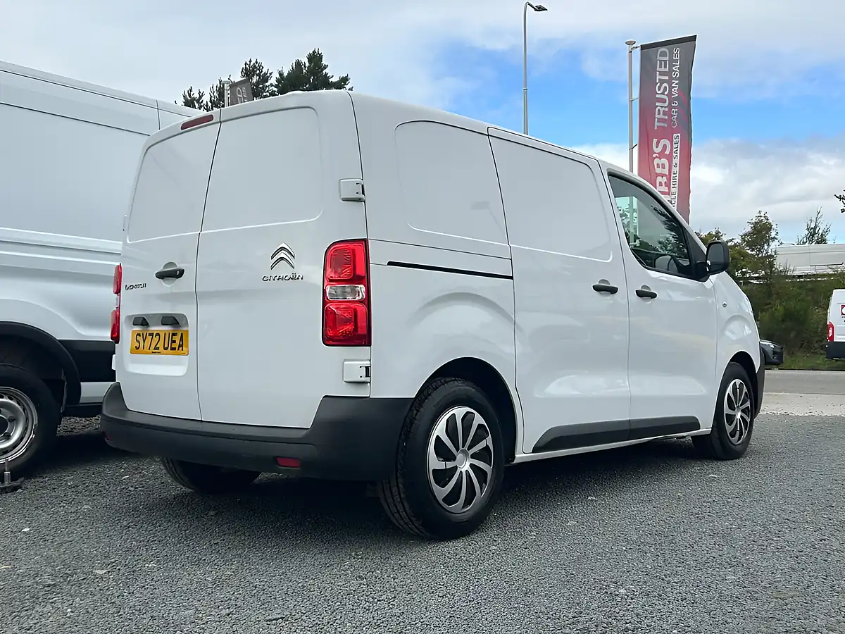 Used 2022 Citroen Dispatch Enterprise Pro Xs White - Interior and Exterior details 4