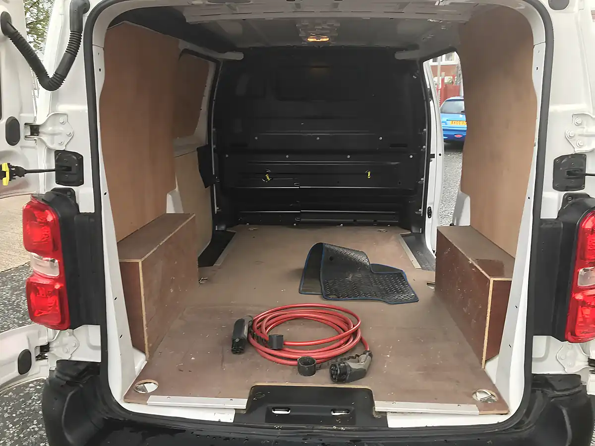 Used 2022 Citroen Dispatch M 1000 Enterprise Pro White - Interior and Exterior details 13