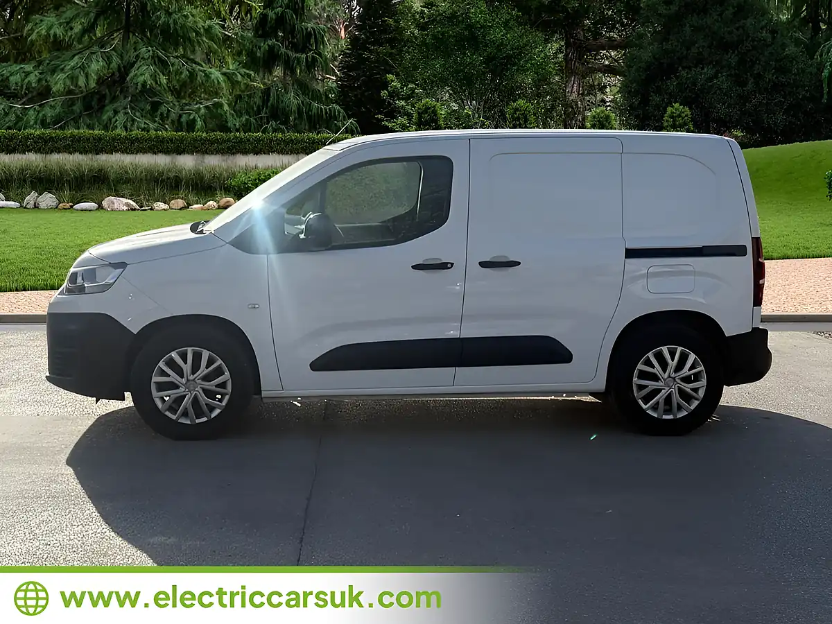 Used 2022 Citroen E-Berlingo Enterprise M Pro White - Interior and Exterior details 3