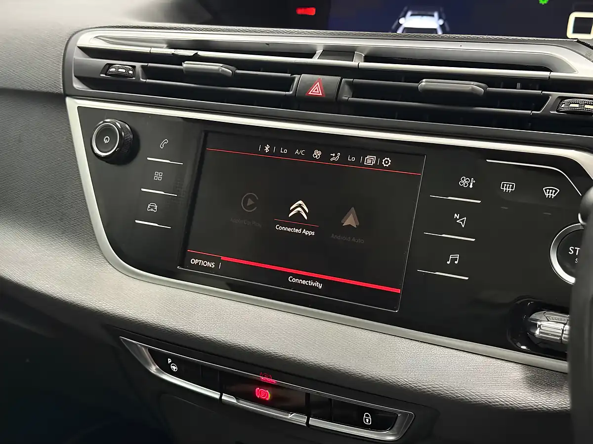 Used 2022 Citroen Grand C4 Spacetourer Shine Blue - Interior and Exterior details 17