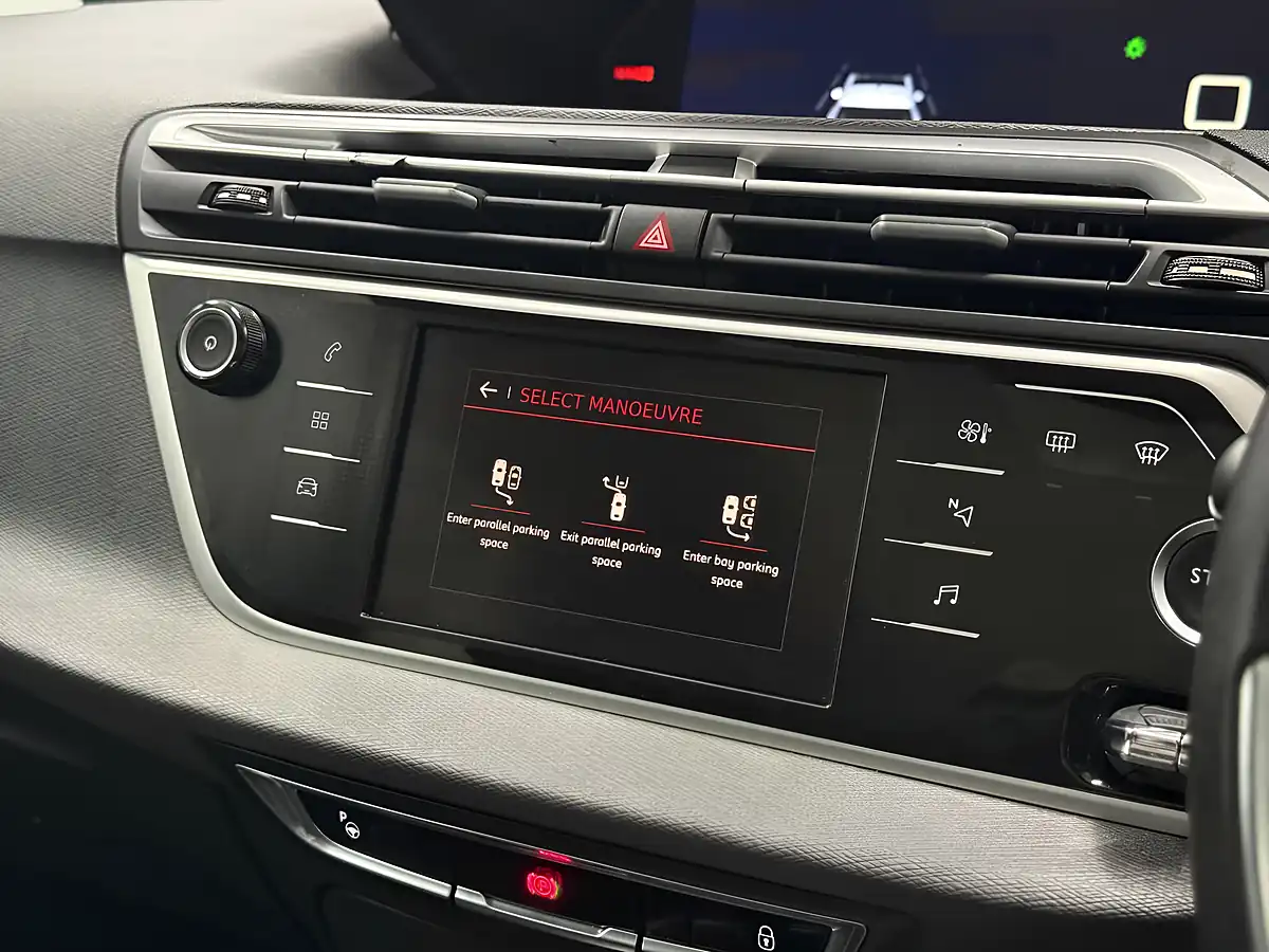 Used 2022 Citroen Grand C4 Spacetourer Shine Blue - Interior and Exterior details 19