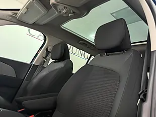 Used 2022 Citroen Grand C4 Spacetourer Shine Blue - Interior and Exterior details 3