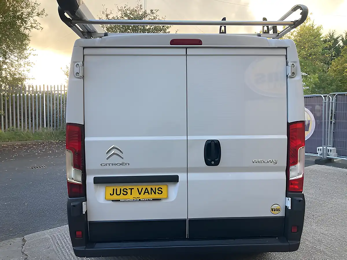 Used 2022 Citroen Relay 33 L1 Enterprise White - Interior and Exterior details 4