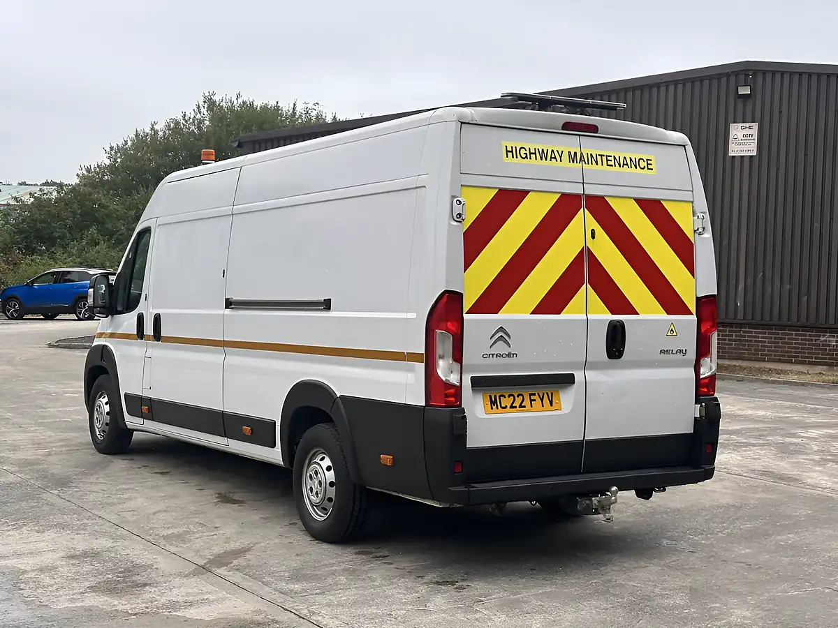 Used 2022 Citroen Relay 35 Heavy L4H2 Enterprise White - Interior and Exterior details 7