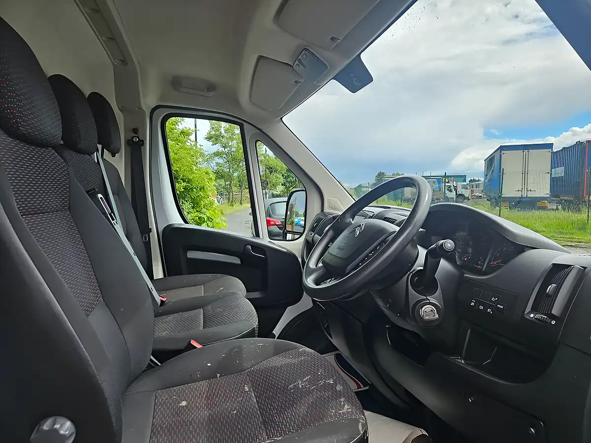 Used 2022 Citroen Relay 35 L2H2 Mwb Enterprise White - Interior and Exterior details 11