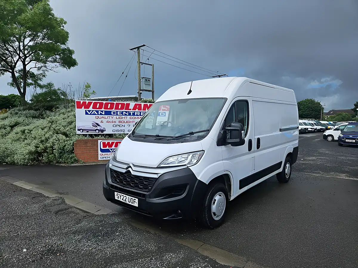 Used 2022 Citroen Relay 35 L2H2 Mwb Enterprise White - Interior and Exterior details 4