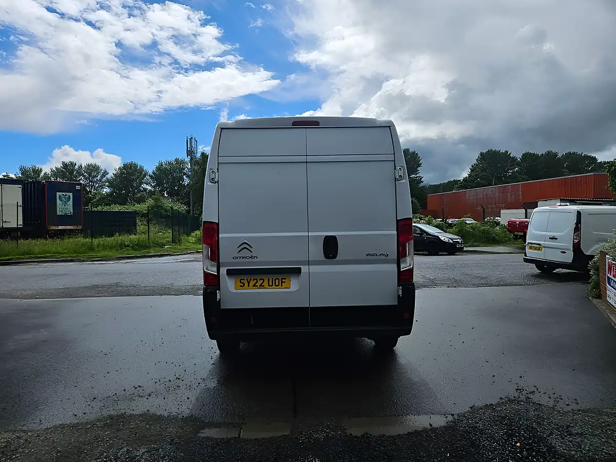 Used 2022 Citroen Relay 35 L2H2 Mwb Enterprise White - Interior and Exterior details 7