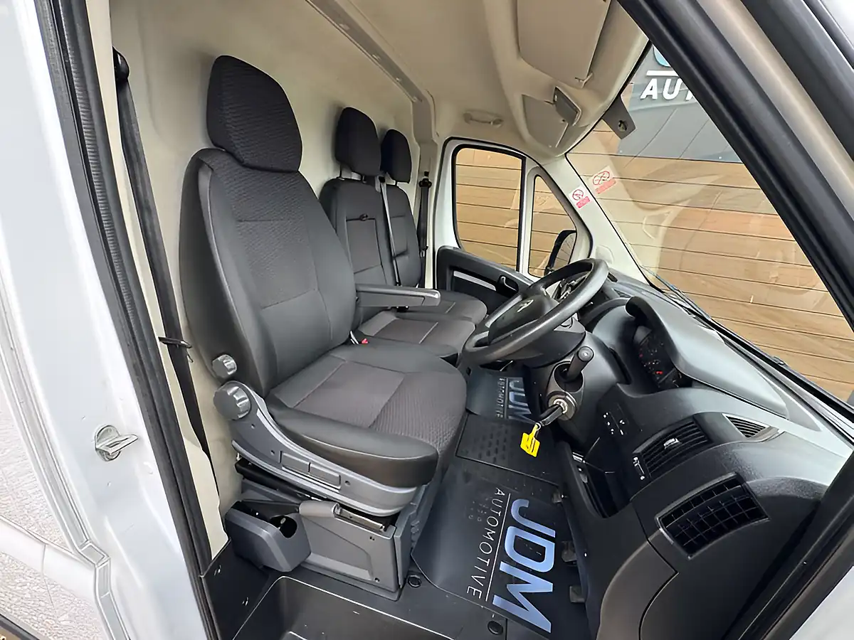 Used 2022 Citroen Relay 35 L3H2 Enterprise White - Interior and Exterior details 13