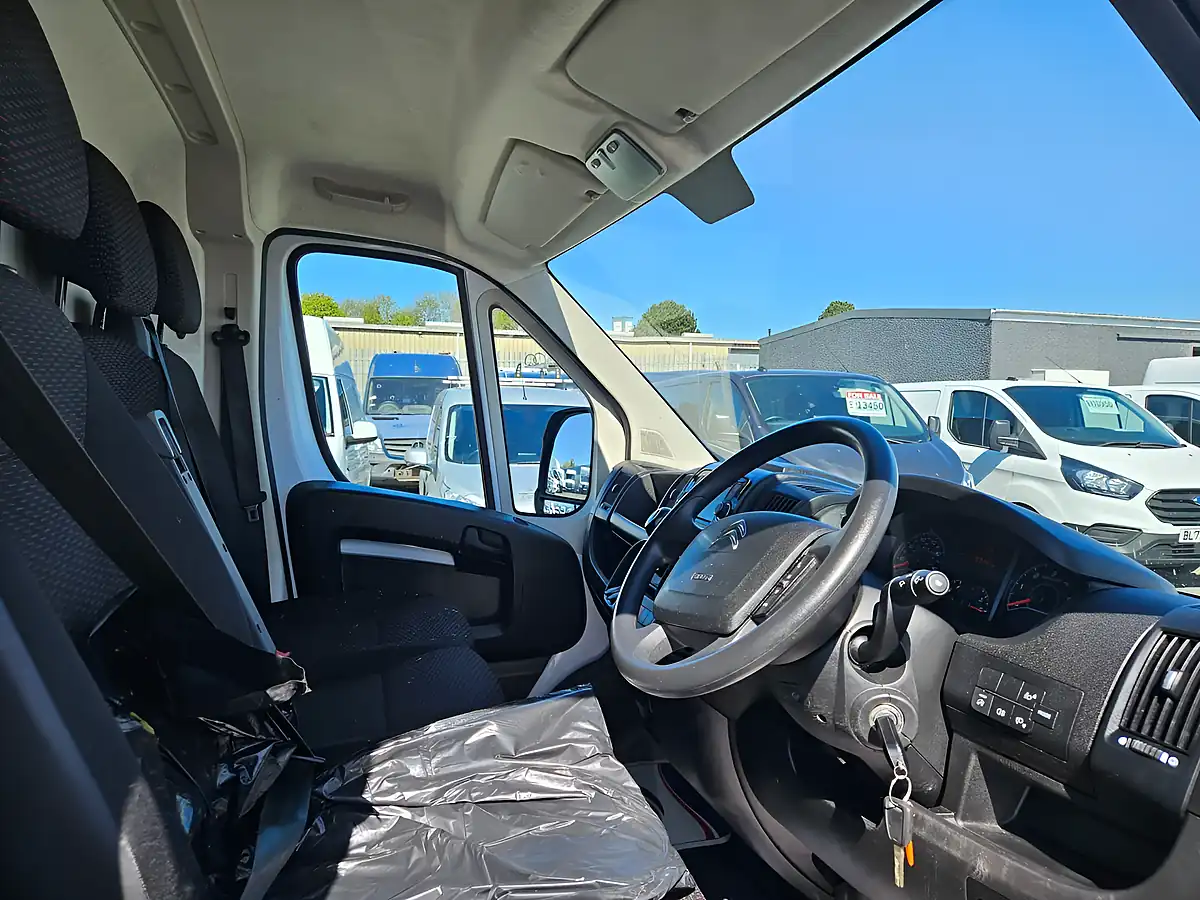 Used 2022 Citroen Relay 35 L3H2 Lwb White - Interior and Exterior details 11