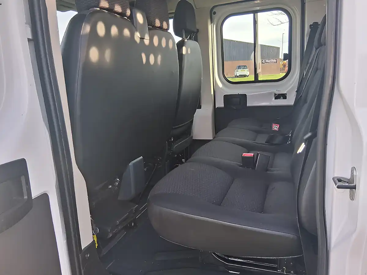 Used 2022 Citroen Relay 35 Plus Ready To Run Tipper Double Cab White - Interior and Exterior details 15