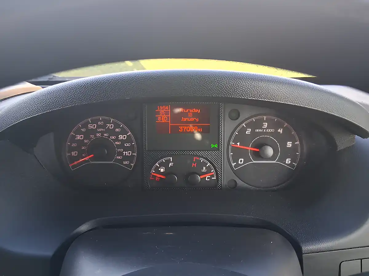Used 2022 Citroen Relay 35 Plus Ready To Run Tipper Double Cab White - Interior and Exterior details 17