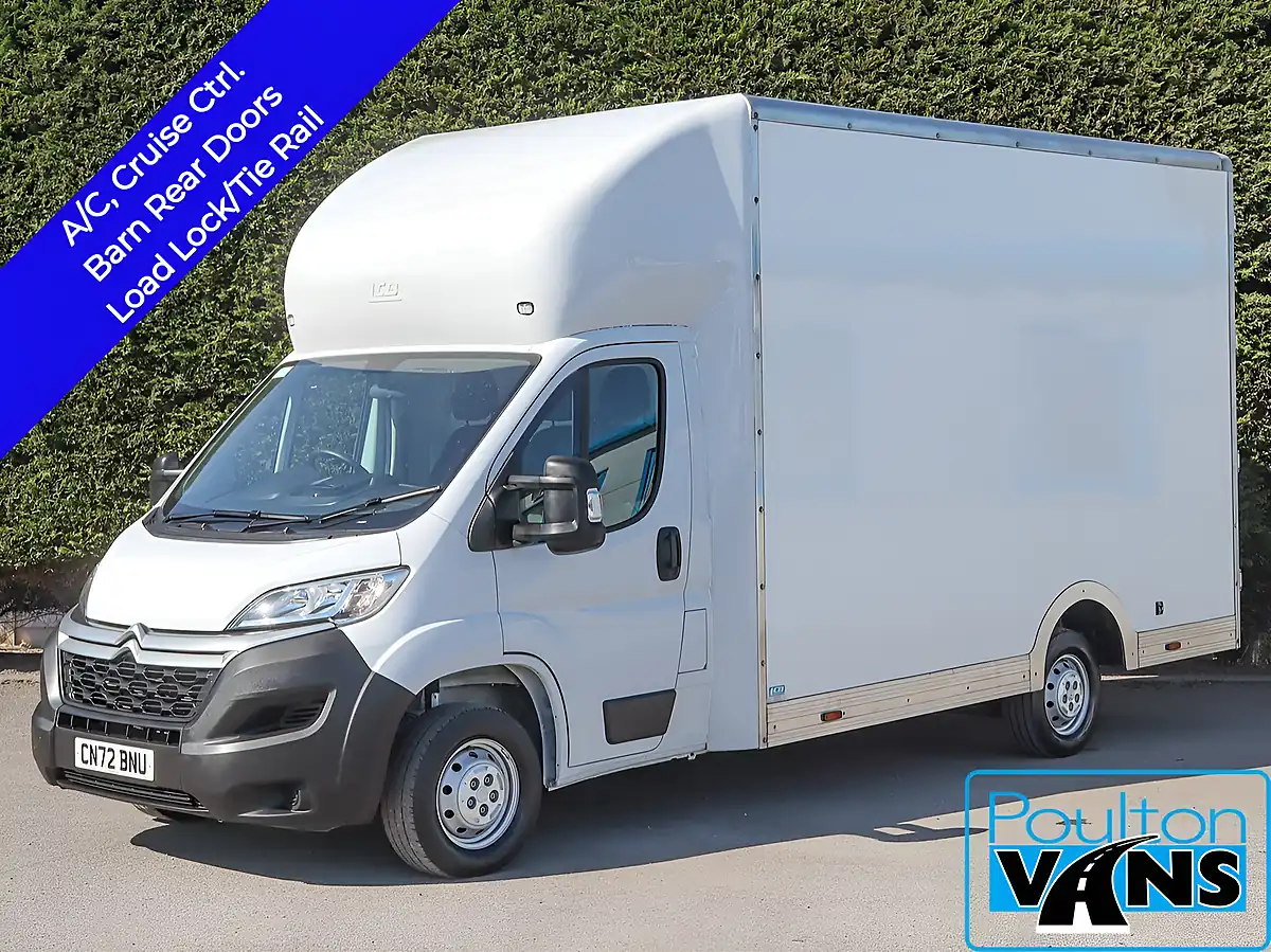 Used 2022 Citroen Relay 35X - Front View