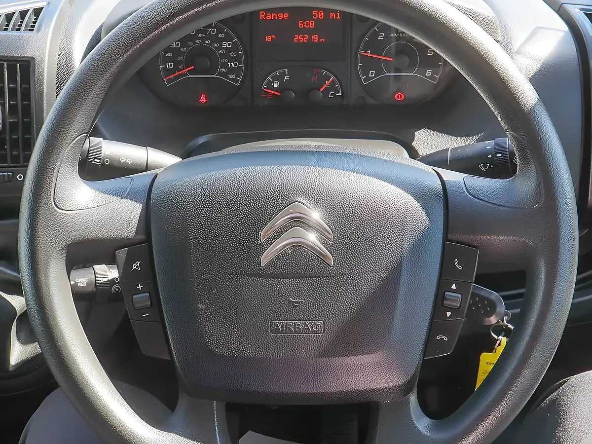 Used 2022 Citroen Relay 35X - Interior and Exterior details 17