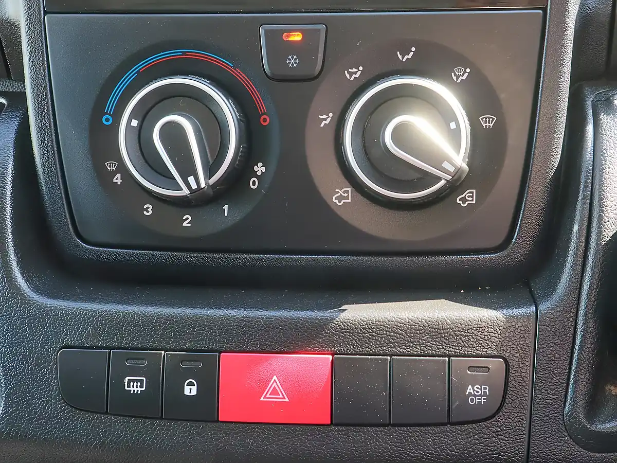 Used 2022 Citroen Relay 35X - Interior and Exterior details 19
