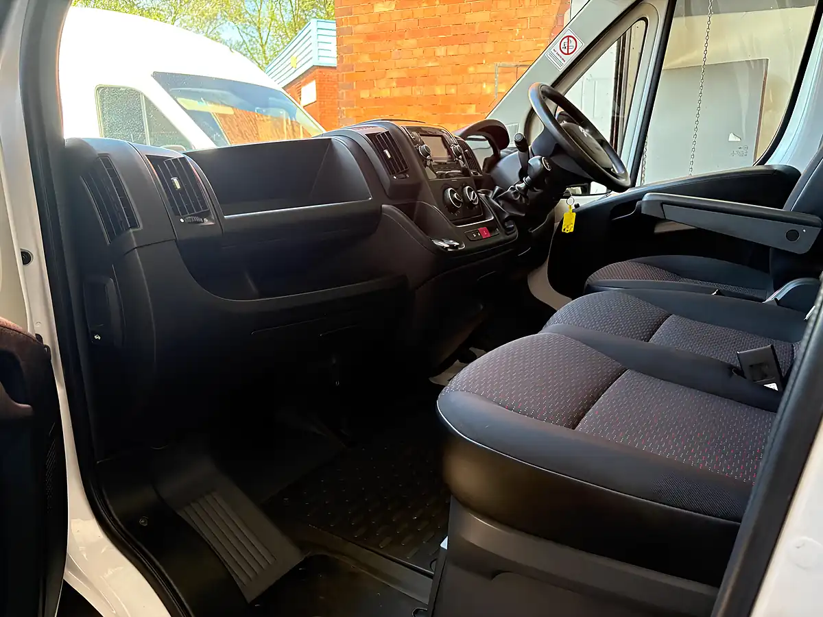 Used 2022 Citroen Relay Enterprise L4 High Roof White - Interior and Exterior details 16