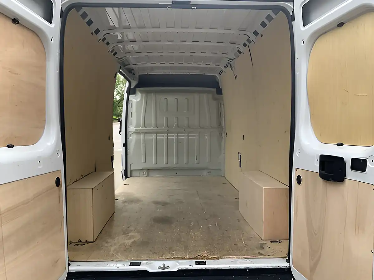 Used 2022 Citroen Relay Enterprise White - Interior and Exterior details 13