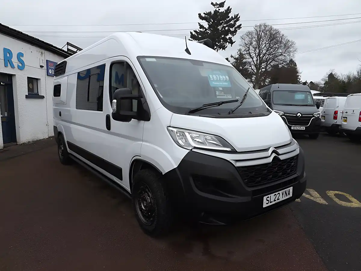 Used 2022 Citroen Relay Enterprise White - Front View