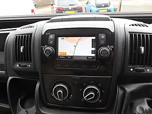Used 2022 Citroen Relay Enterprise White - Interior and Exterior details 18