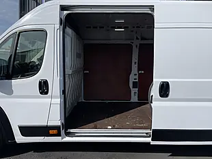 Used 2022 Citroen Relay Enterprise Xlwb L4H2 White - Interior and Exterior details 14
