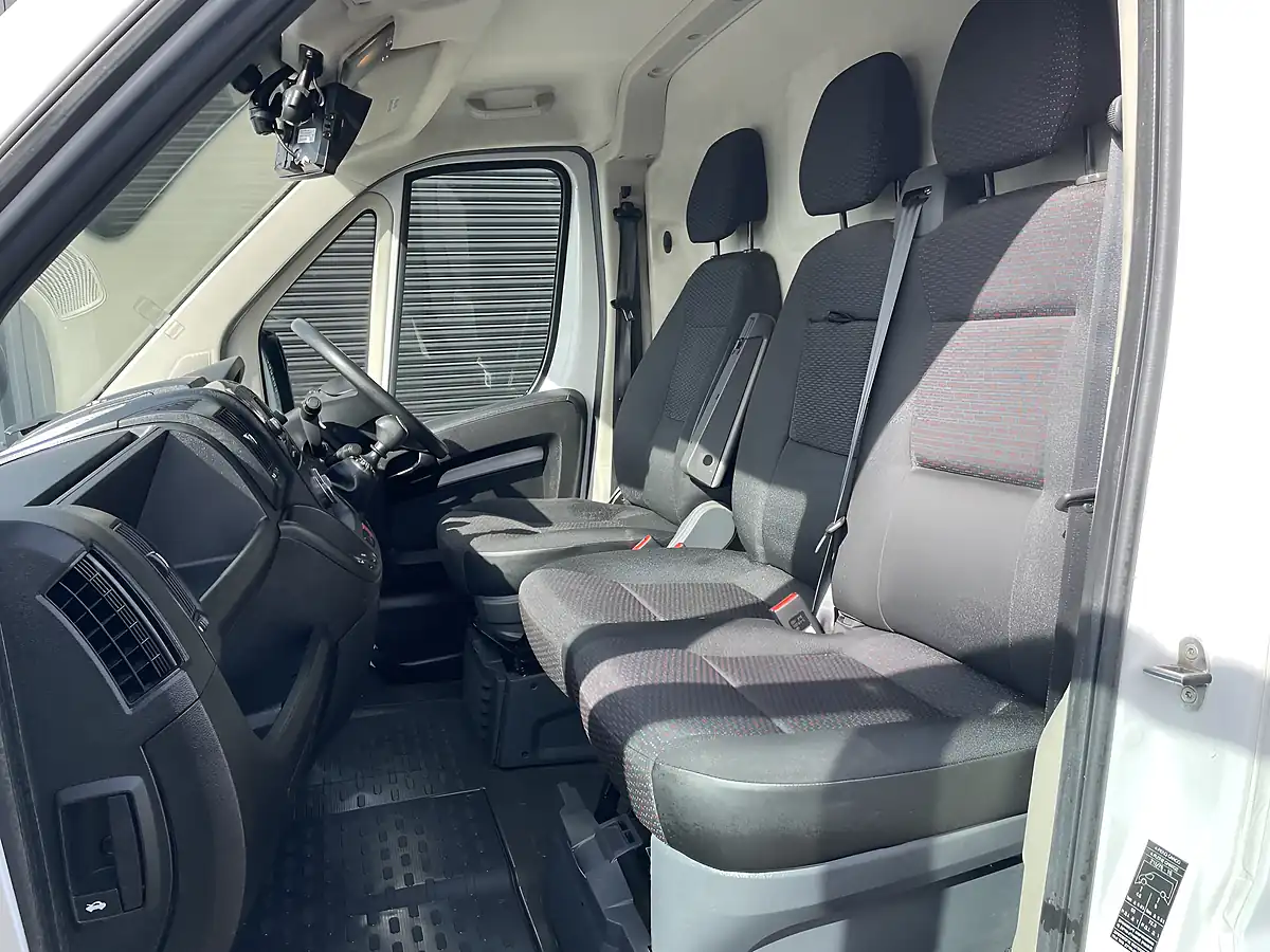 Used 2022 Citroen Relay Enterprise Xlwb L4H2 White - Interior and Exterior details 16
