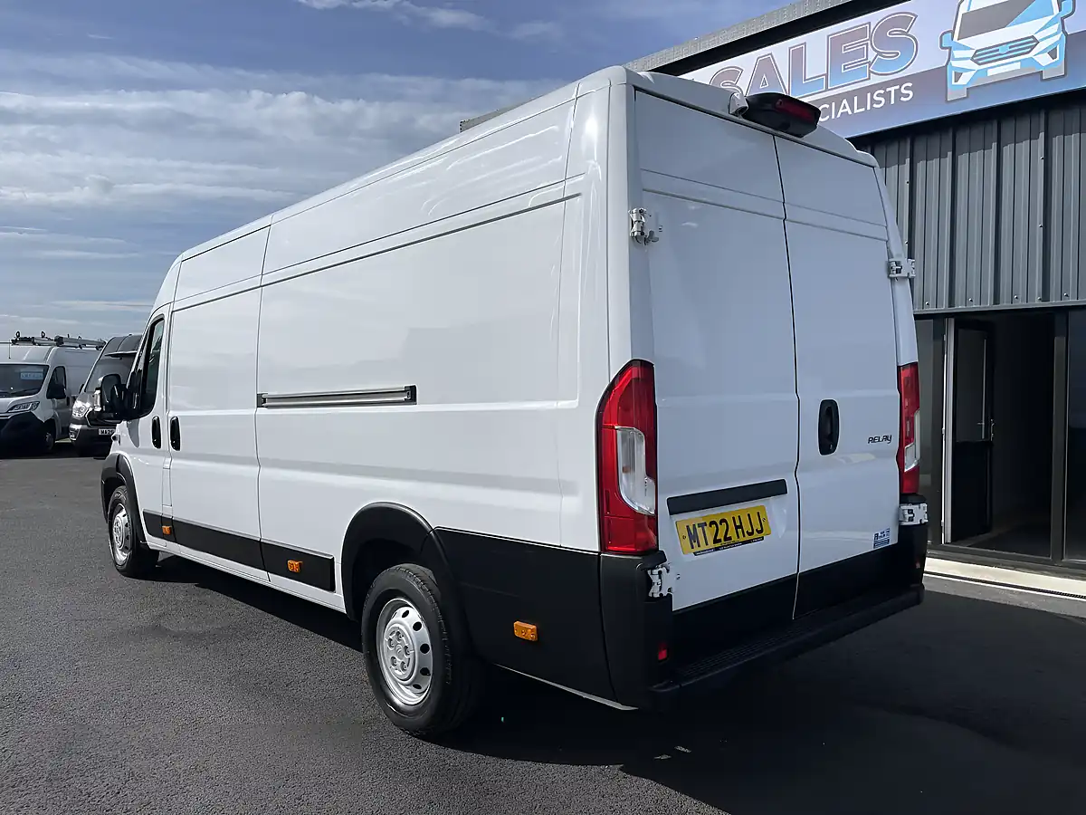 Used 2022 Citroen Relay Enterprise Xlwb L4H2 White - Interior and Exterior details 5