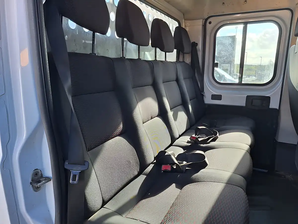 Used 2022 Citroen Relay Plus White - Interior and Exterior details 12