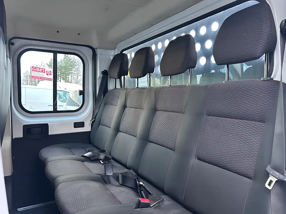 Used 2022 Citroen Relay Plus White - Interior and Exterior details 13