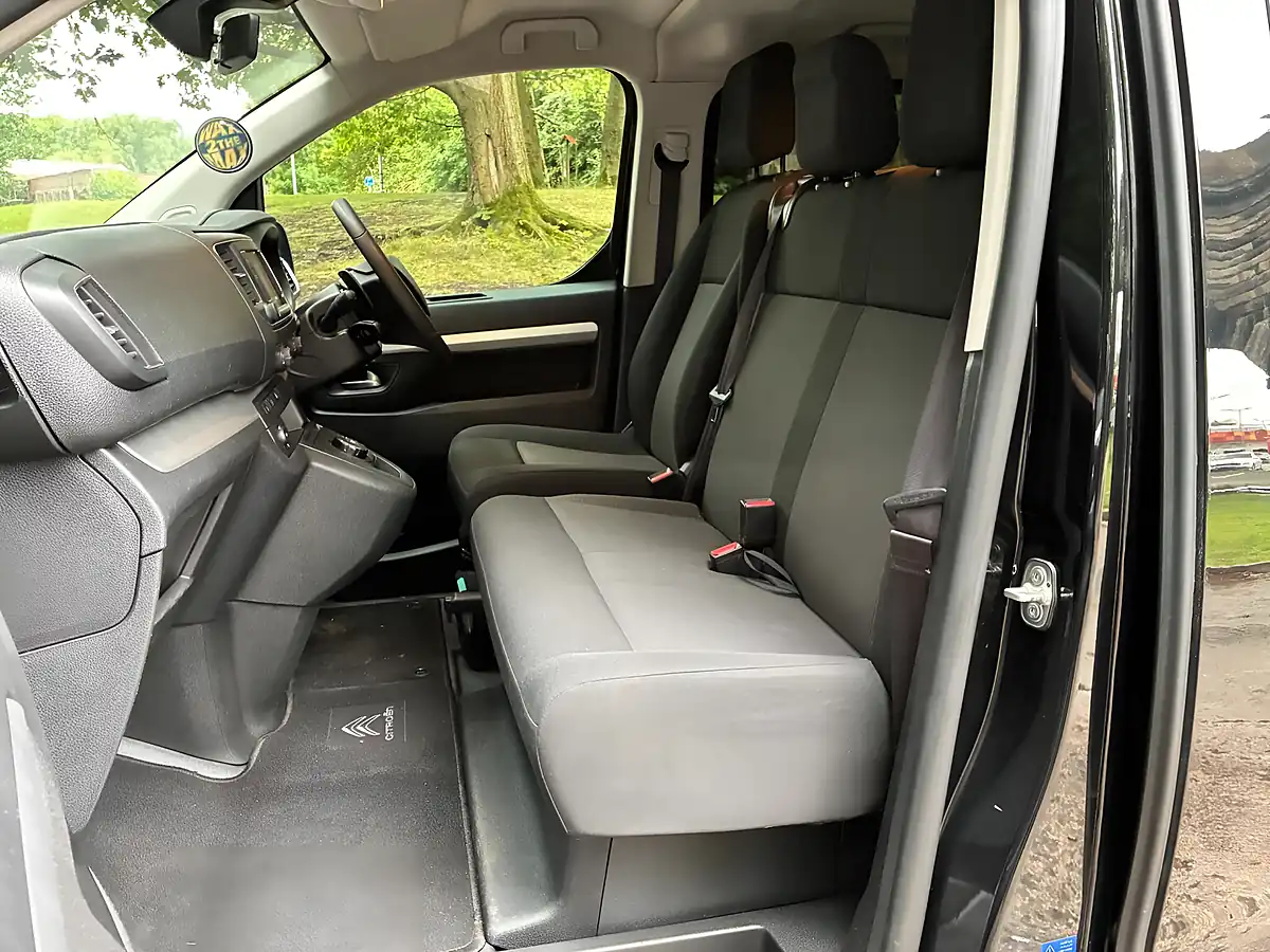 Used 2022 Citroen Spacetourer Business M Black - Interior and Exterior details 16