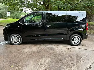 Used 2022 Citroen Spacetourer Business M Black - Interior and Exterior details 9