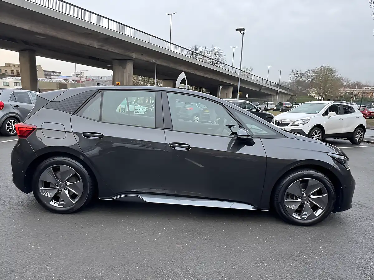 Used 2022 Cupra Born V1 Grey - Interior and Exterior details 12