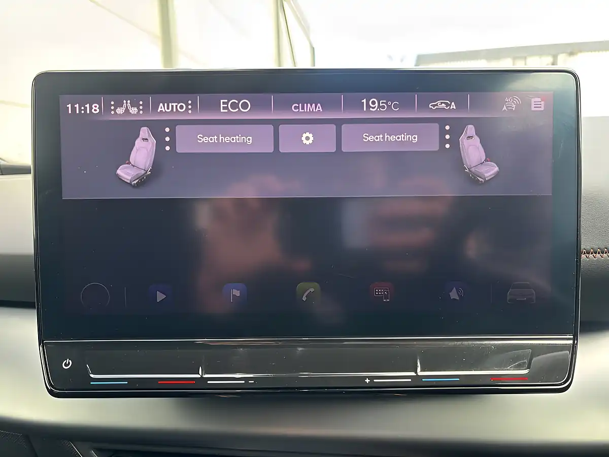 Used 2022 Cupra Born V2 Blue - Interior and Exterior details 14