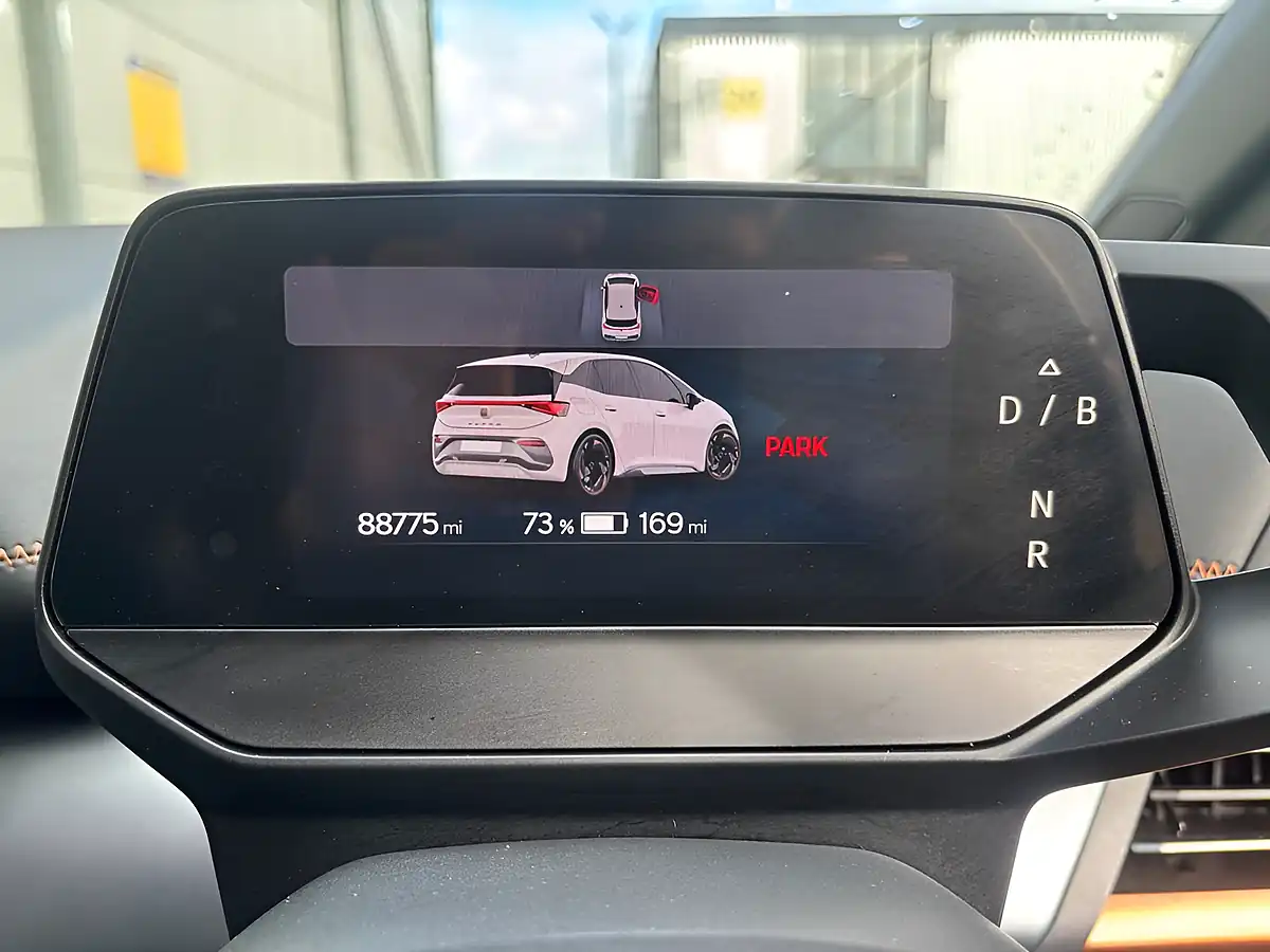 Used 2022 Cupra Born V2 Blue - Interior and Exterior details 16