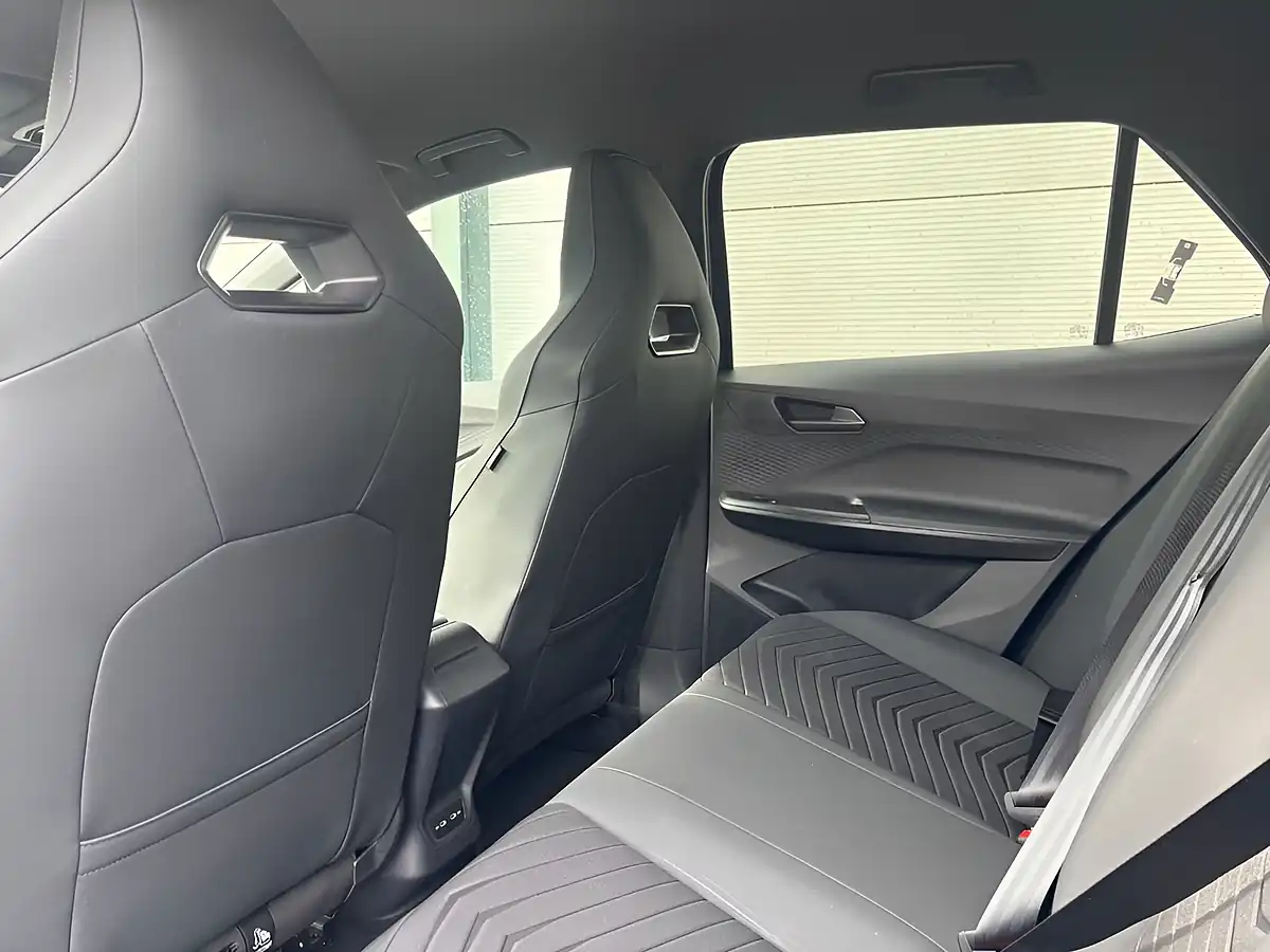 Used 2022 Cupra Born V2 Blue - Interior and Exterior details 19