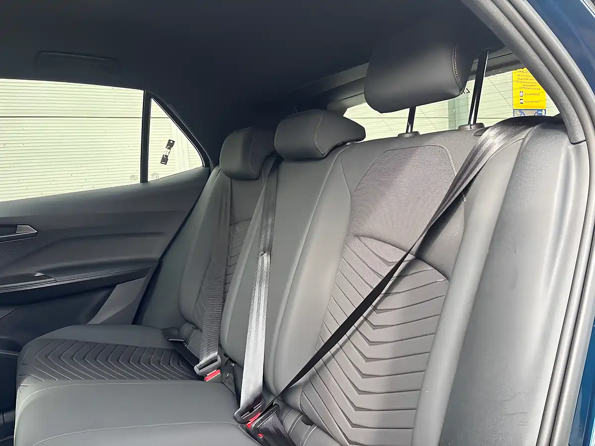 Used 2022 Cupra Born V2 Blue - Interior and Exterior details 20
