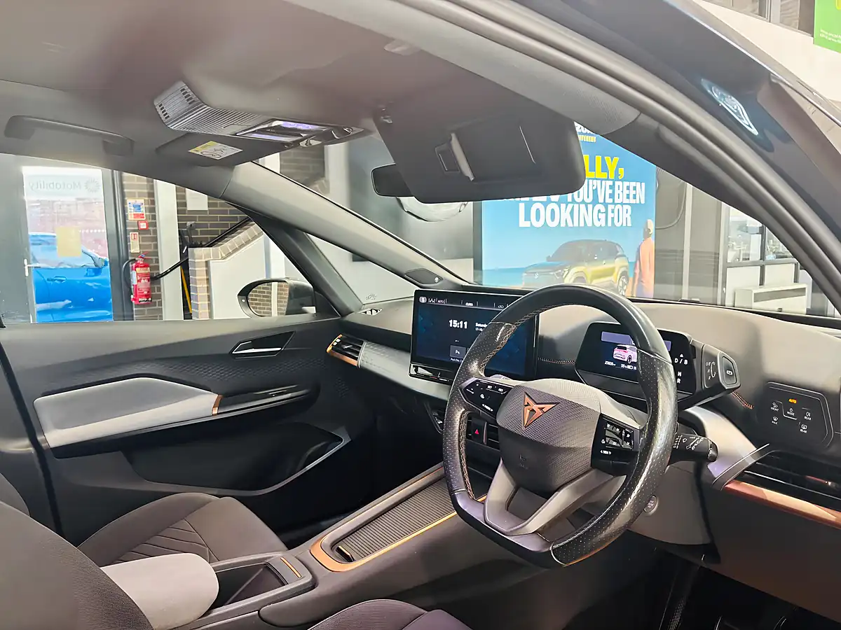 Used 2022 Cupra Born V2 Blue - Interior and Exterior details 13