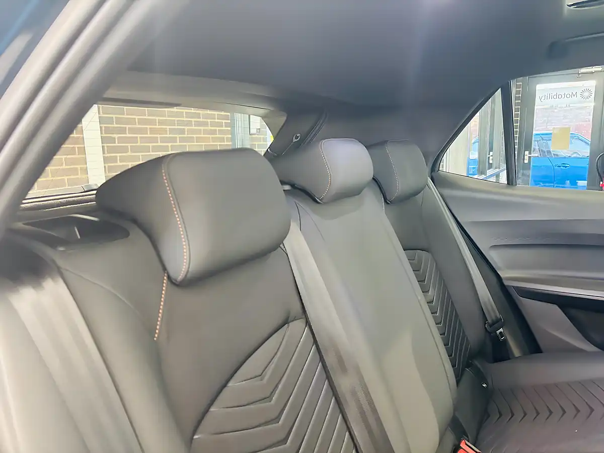 Used 2022 Cupra Born V2 Blue - Interior and Exterior details 19