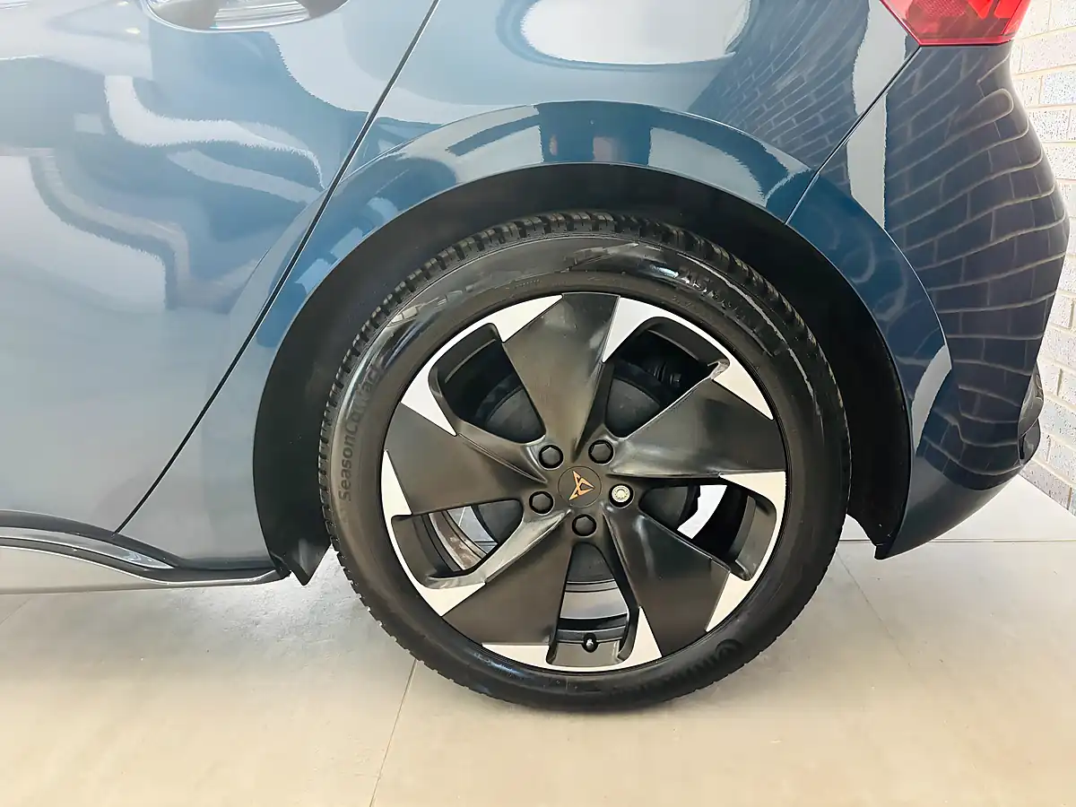 Used 2022 Cupra Born V2 Blue - Interior and Exterior details 8