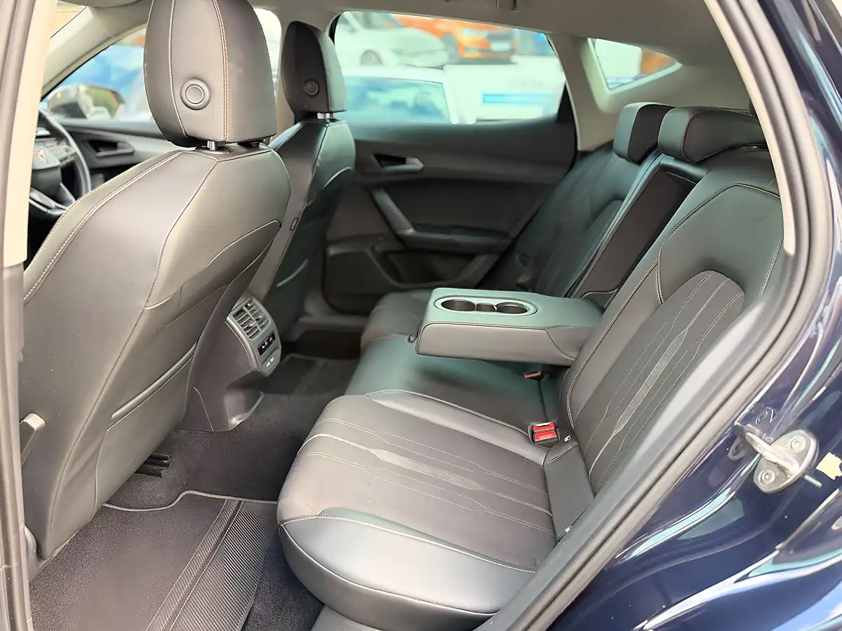 Used 2022 Cupra Formentor V1 Blue - Interior and Exterior details 10