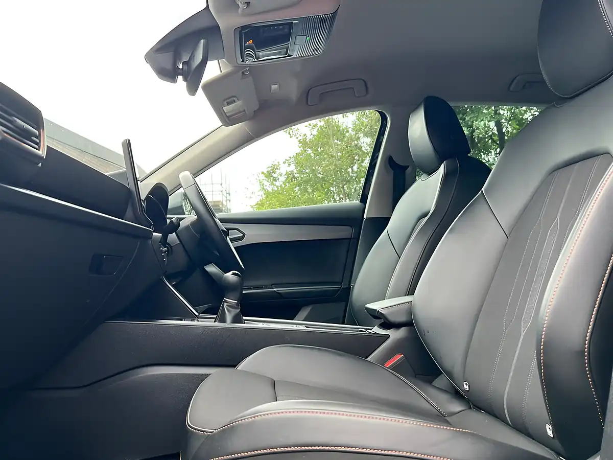 Used 2022 Cupra Formentor V1 Blue - Interior and Exterior details 12