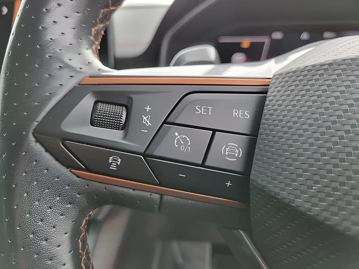 Used 2022 Cupra Formentor V1 Magnetic Tech Grey - Interior and Exterior details 15