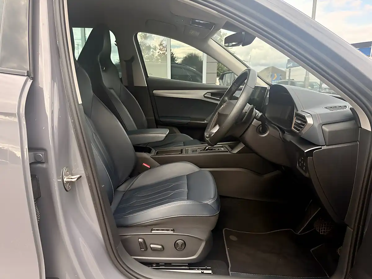 Used 2022 Cupra Formentor V2 Grey - Interior and Exterior details 5