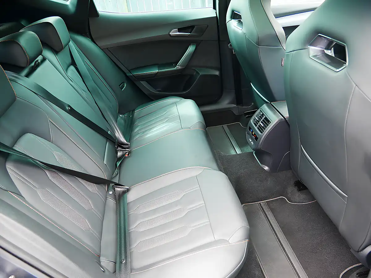 Used 2022 Cupra Formentor VZ3 Grey - Interior and Exterior details 18